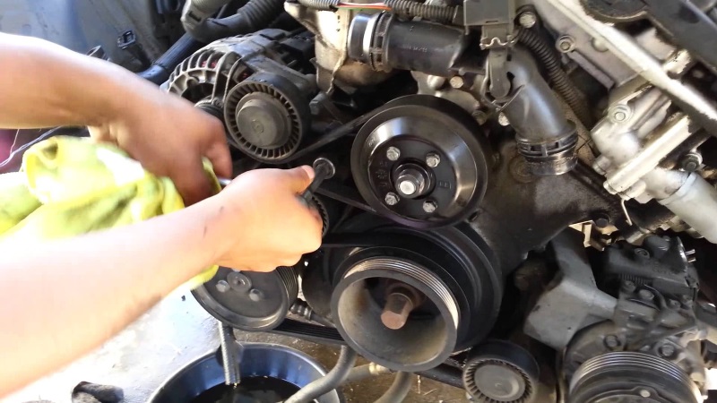 drive-belt-engine drive-belt-engine