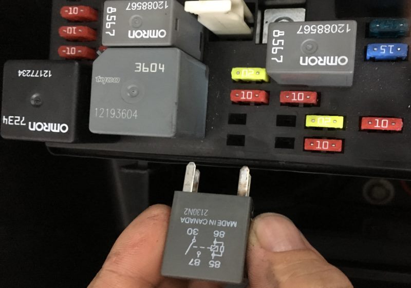 Fuel pump relay