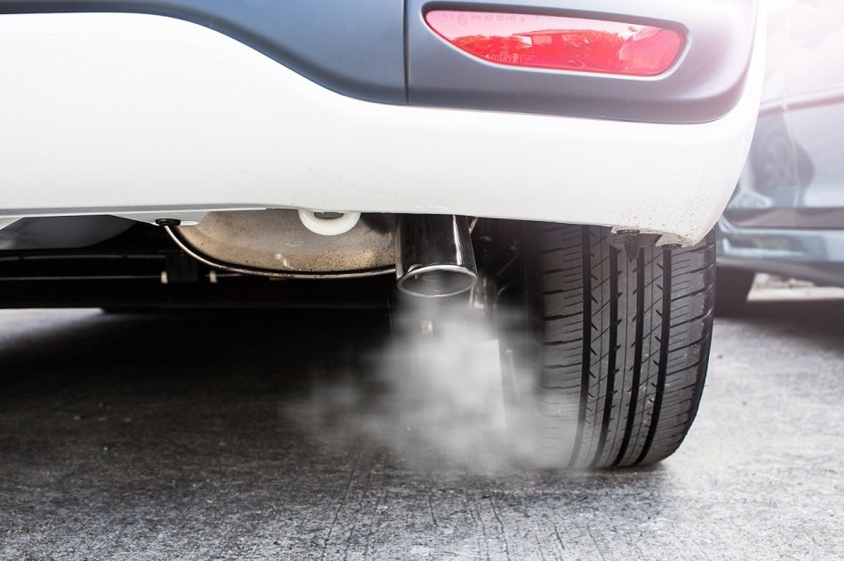 exhaust-emissions Exhaust emissions from a car tailpipe