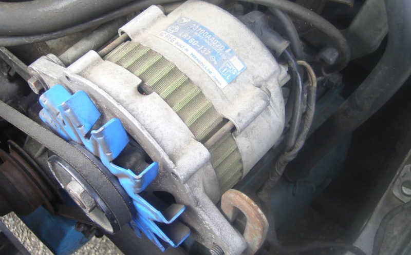 Auto_alternator-trimmed Alternator