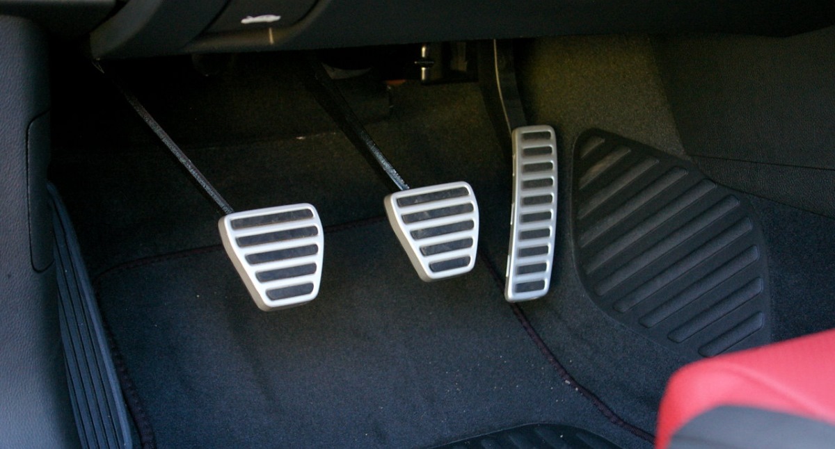 clutch-switch-replacement-hamilton-nz Clutch pedal switch replacement on a vehicle