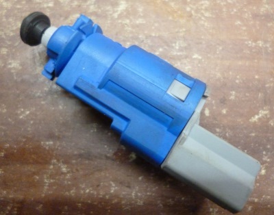 Replacing a faulty clutch switch in Hamilton