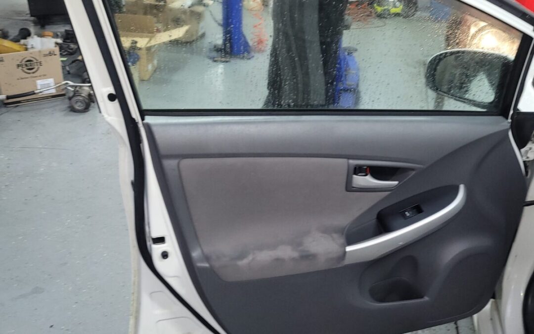 4 Key Steps for Car Window Tint Maintenance